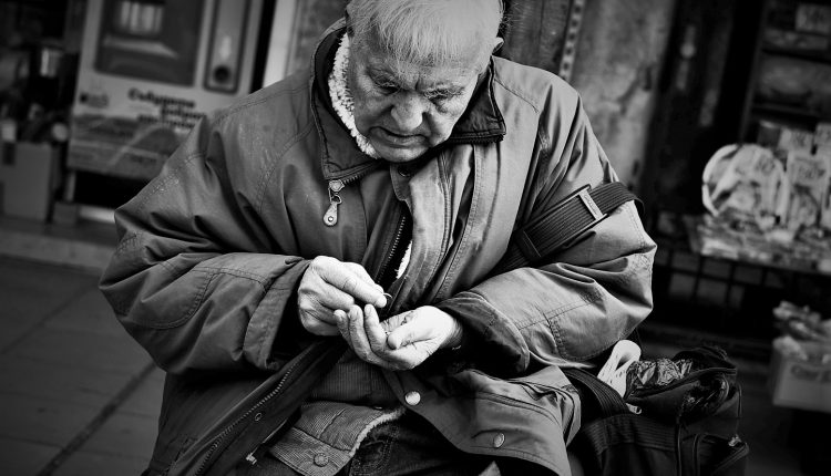 Пенсии в России. Спасибо благодетели